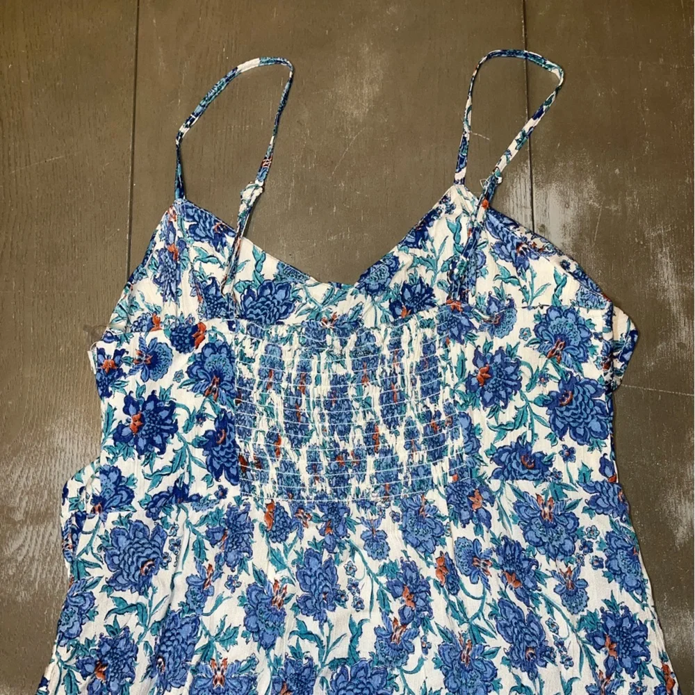 Angie White Blue Floral Sundress Asymmetrical Ruffled Ladies Small NWT